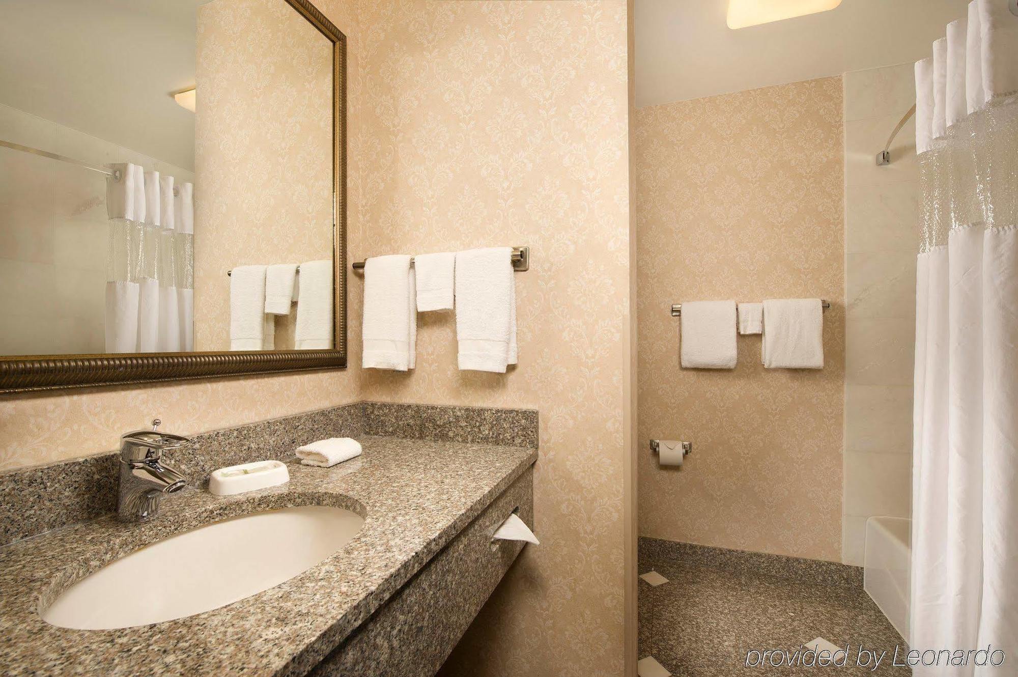 Drury Inn & Suites Greenville Esterno foto